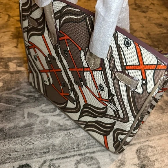 Elegant Patterned Satchel in Tan and Brown - Picture 2 of 6